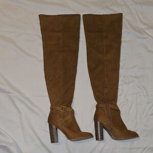 Brown Knee-High Women's Boots